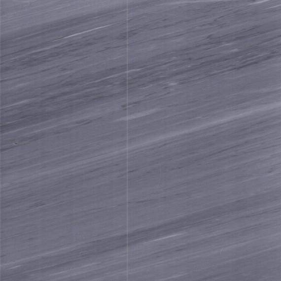 Interior de edifício de luxo com laje de mármore cinza